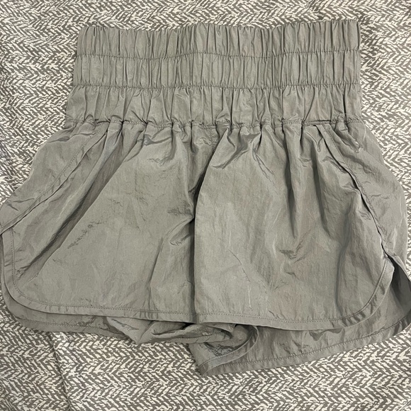 Free people  Gray Gathered Shorts - Picture 4 of 6
